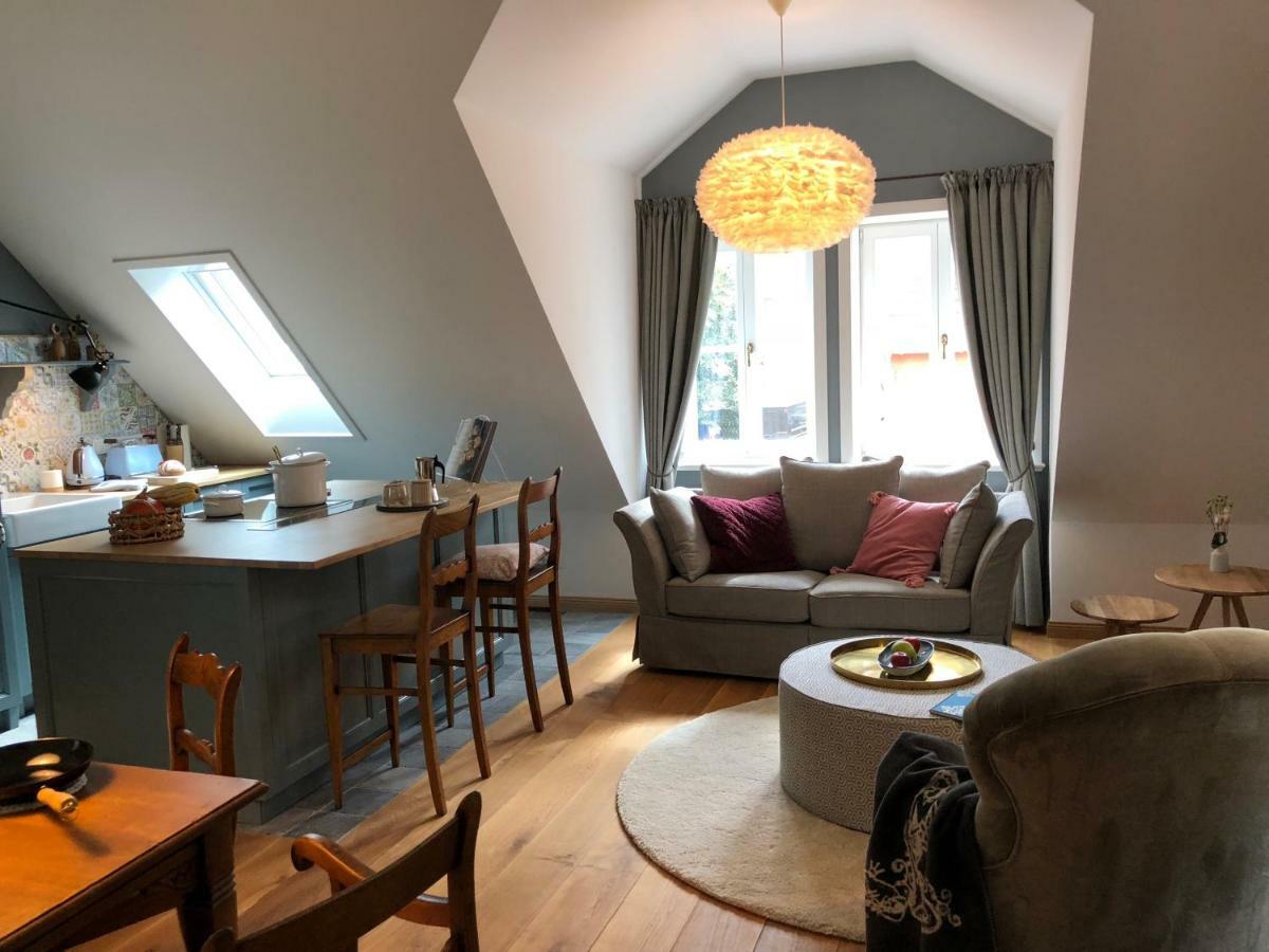 Grimm'S Living Apartment Kassel Exterior photo